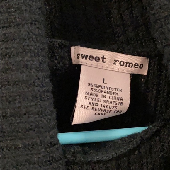 ❗️BOGO❗️Green Blue Sweet Romeo Turtleneck Sweater - Picture 8 of 8